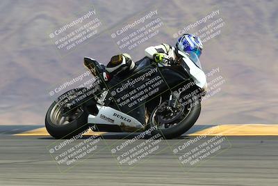 media/Apr-09-2022-SoCal Trackdays (Sat) [[c9e19a26ab]]/Turn 9 Set 2 (1130am)/